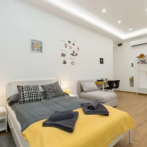  Apartamento Holidays Downtown Hungria